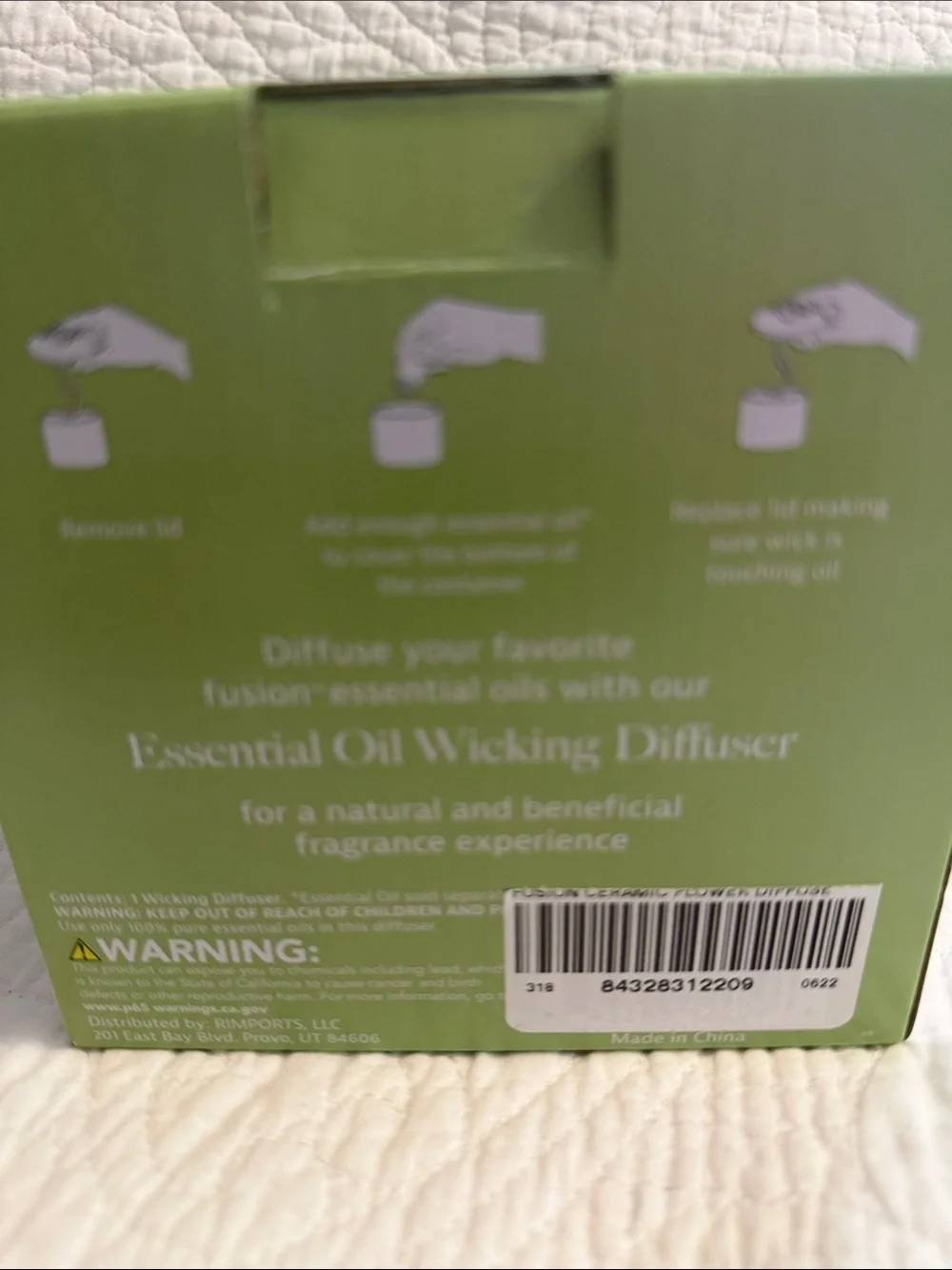 Fusion White Floral Essential Oil Wicking Diffuser